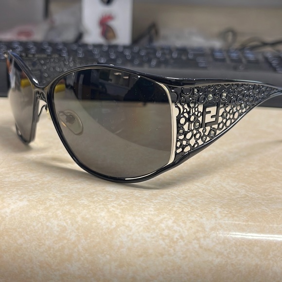 Fendi FS5067R main image 4